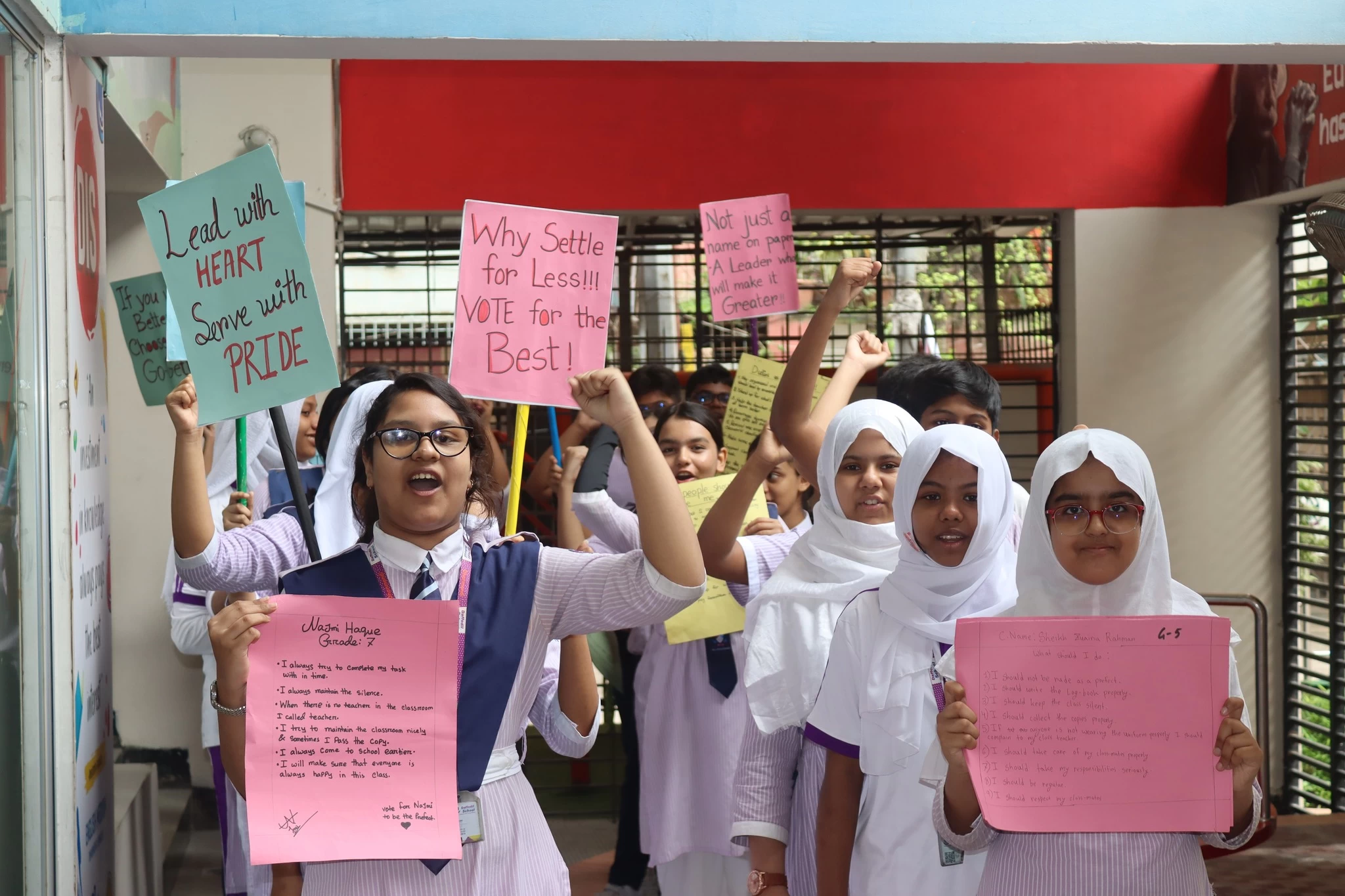 𝐓𝐡𝐞 𝐚𝐢𝐫 𝐢𝐬 𝐛𝐮𝐳𝐳𝐢𝐧𝐠 𝐰𝐢𝐭𝐡 𝐞𝐱𝐜𝐢𝐭𝐞𝐦𝐞𝐧𝐭 𝐚𝐭 𝐃𝐈𝐒 𝐃𝐡𝐚𝐧𝐦𝐨𝐧𝐝𝐢 𝐛𝐫𝐚𝐧𝐜𝐡!✨